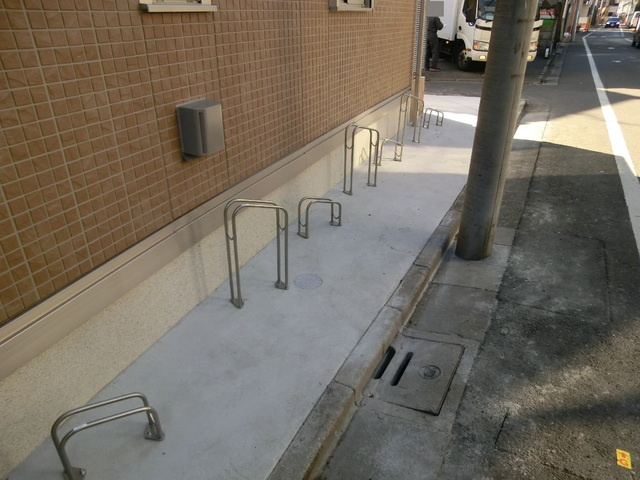 ステラカーサのその他共用部分|ラック式自転車置場。