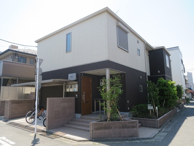 ルシエの外観|別アングルの外観です♪