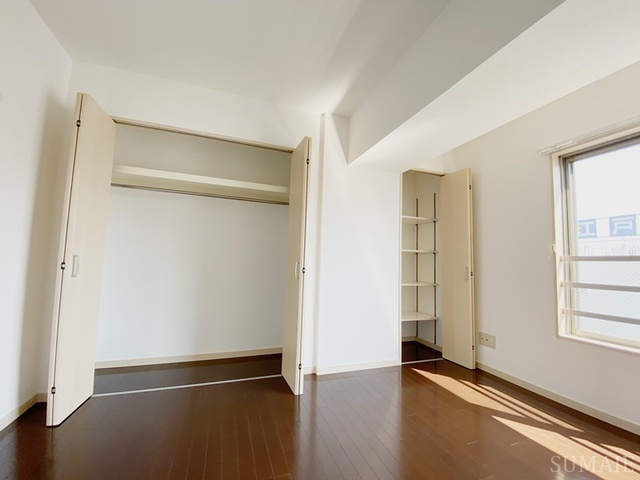 光陽ビルの収納|広々クローゼット☆