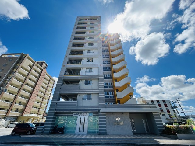 〇サザンパレス東浜マリンタワーの外観