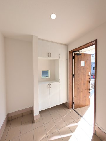 【玄関】 | ハートフルタウン高崎市堰代町48ーB