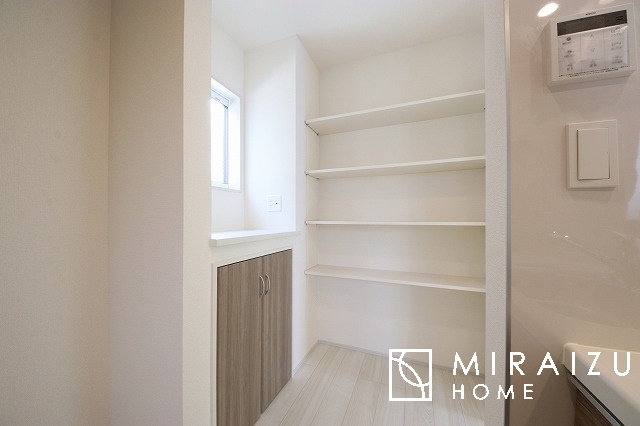 【収納】 | 建物完成につき、実際のお部屋をごゆっくりご見学いただけます。お休みの日にご家族で見学はいかがでしょう。
