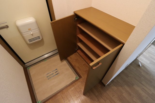 エステート塩屋山手の収納