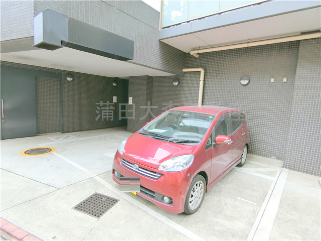 イニシア蒲田の駐車場|敷地内駐車場　空き状況等詳細はお問合せ下さい。