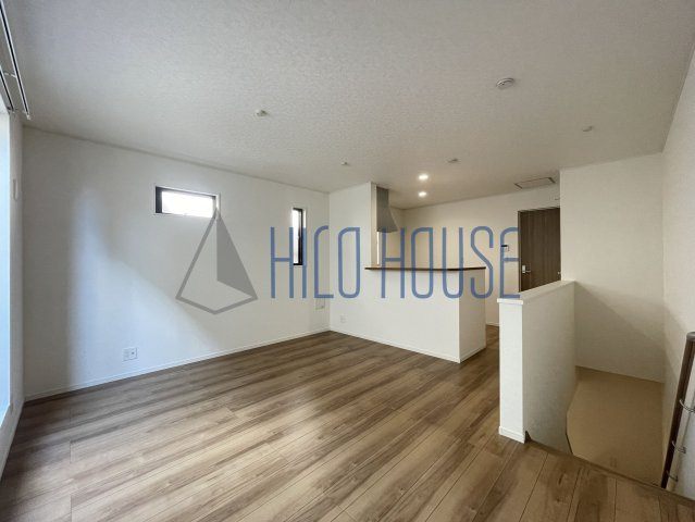 川越市岸町1丁目貸家の居間・リビング