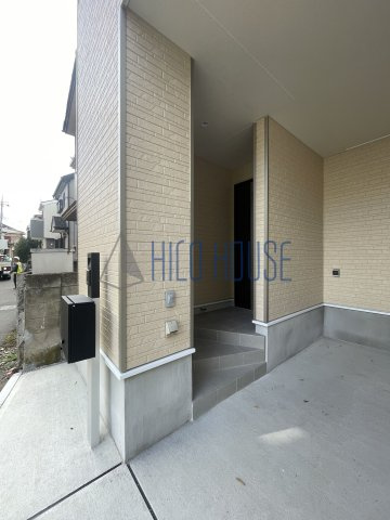 川越市岸町1丁目貸家のエントランス