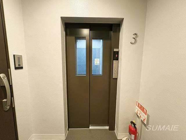 ＣＯＵＲＴ王子神谷のその他共用部分|エレベーターです☆