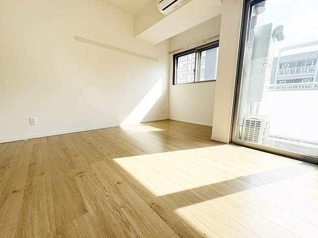 ＣＯＵＲＴ王子神谷の洋室|居室です☆