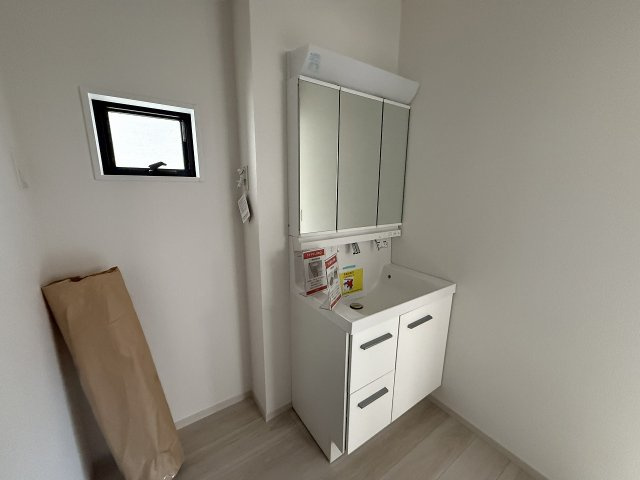 今宿東１丁目　新築戸建　３棟の脱衣所