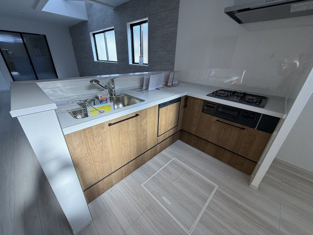 今宿東１丁目　新築戸建　３棟の外観