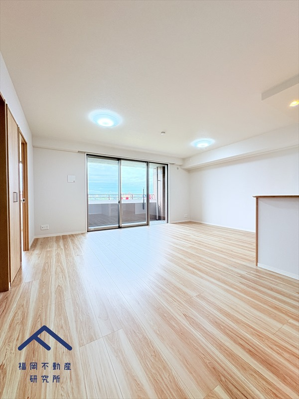 コアマンション香椎南ネクステージの居間・リビング