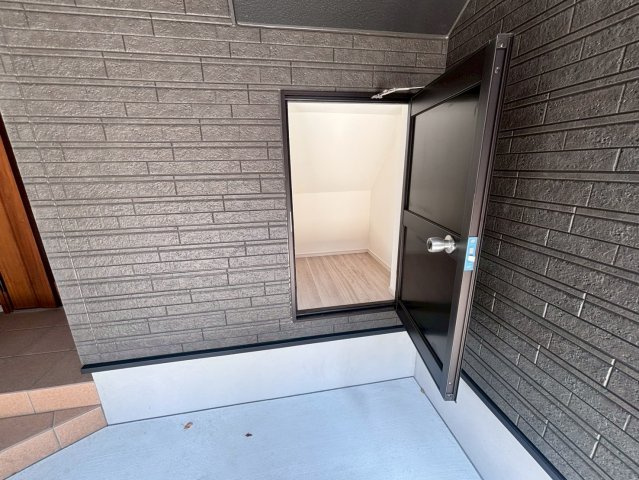 越谷市大沢４丁目の新築一戸建の収納