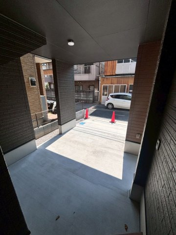 越谷市大沢４丁目の新築一戸建の駐車場