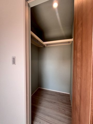 越谷市大沢４丁目の新築一戸建の収納