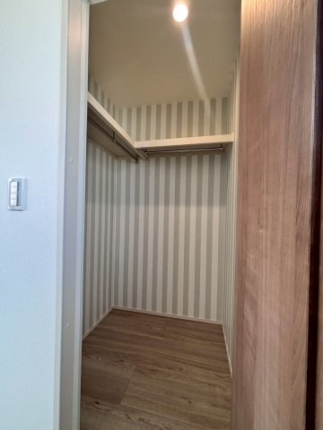 越谷市大沢４丁目の新築一戸建の収納