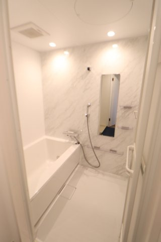 エクセル宮前平の浴室