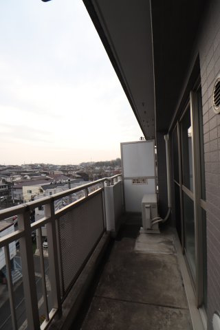 エクセル宮前平のバルコニー