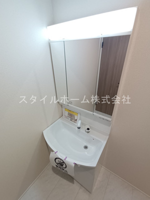 【洗面所】 | リナージュ下地町2号棟