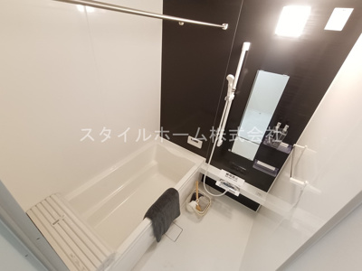 【浴室】 | リナージュ下地町2号棟