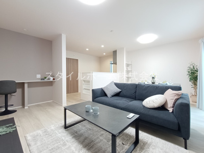 【居間・リビング】 | リナージュ下地町2号棟