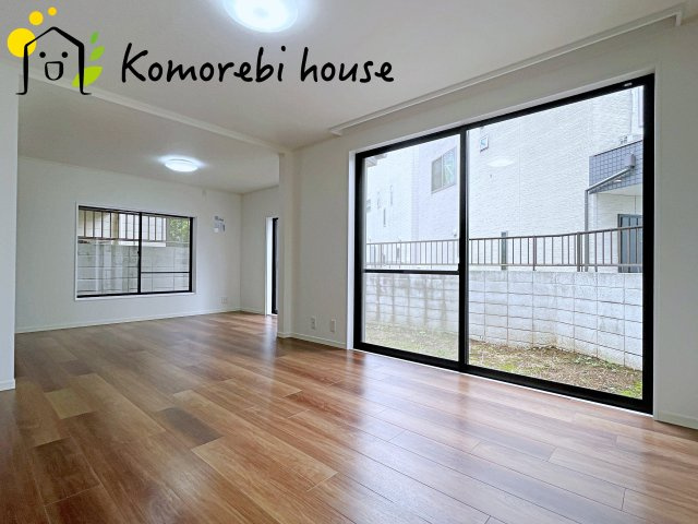 さいたま市大宮区三橋1丁目　中古一戸建ての居間・リビング