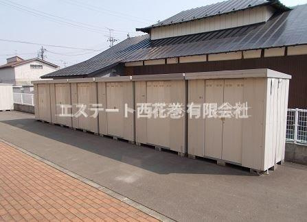 ブロッサムIの収納|外物置