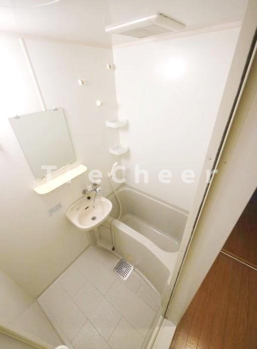 ナジック志村坂下(Nasic志村坂下)の浴室