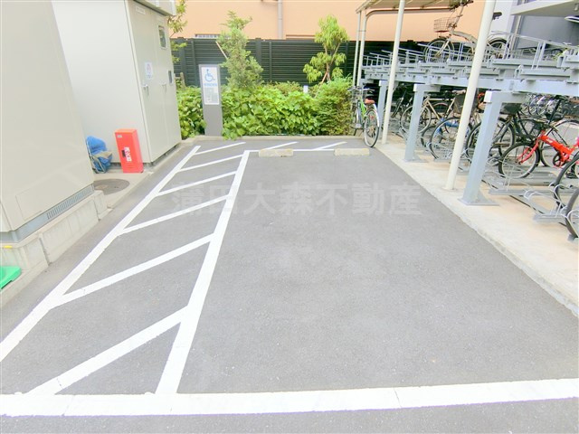 レジディア蒲田Ⅳの駐車場|敷地内平置き駐車場　空き状況等詳細はお問合せください。
