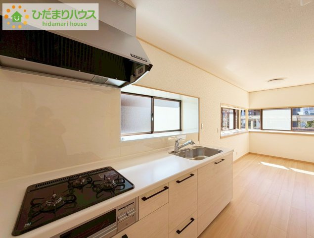 ひたちなか市笹野町３丁目　中古戸建のキッチン