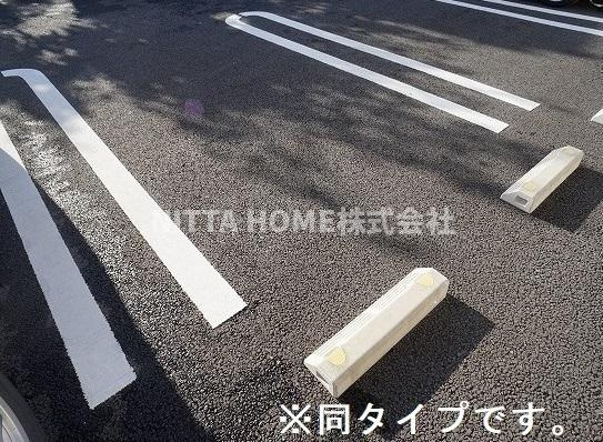 メゾン・レゾナンス　Ⅲの駐車場|【完成イメージ図】敷地内に駐車場も完備★