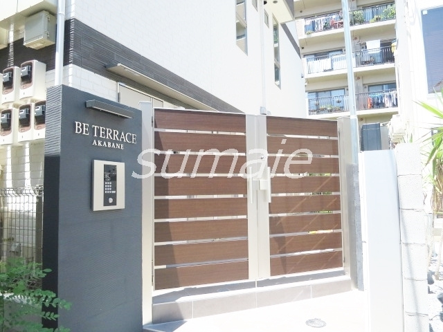 BEテラス赤羽のエントランス|建物入口です♪