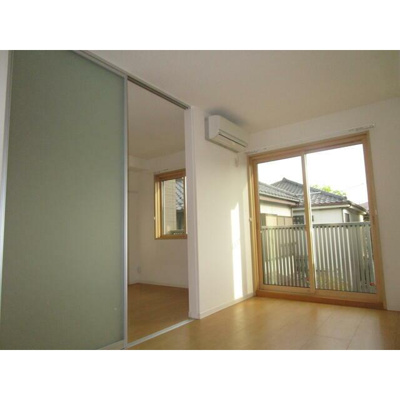 【居間・リビング】 | パビリオンフローラ | 10.5帖のきれいなLDK。