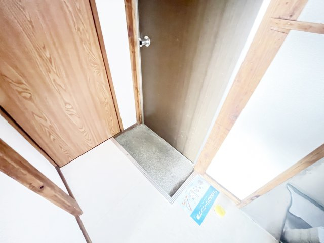 赤羽台文化アパートの設備|玄関です☆