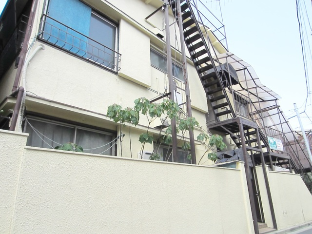 赤羽台文化アパートの外観|昭和レトロな外観！