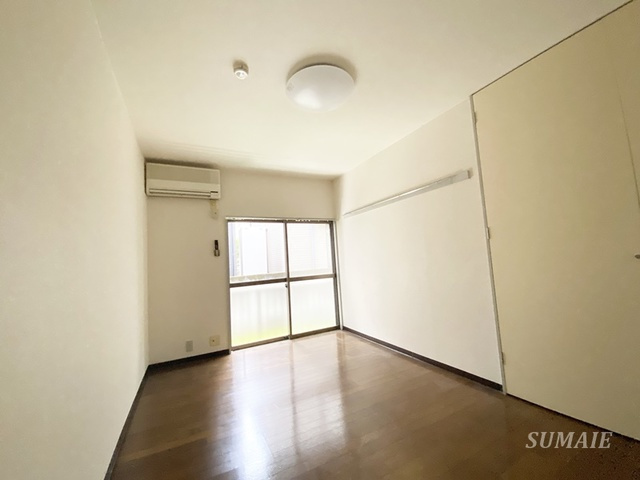 パサニア938の居間・リビング|7帖の洋室です☆