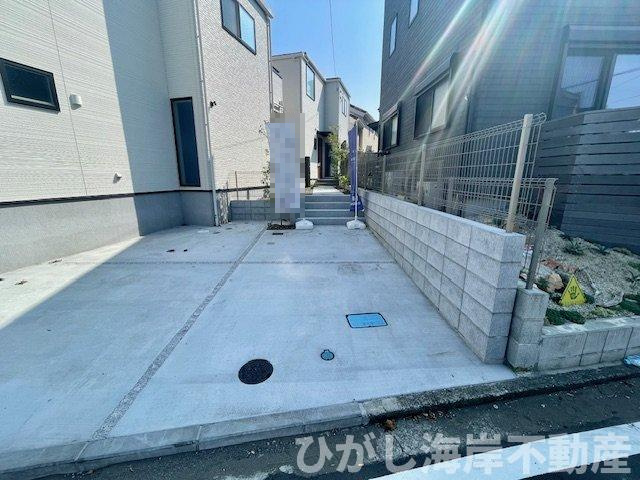 藤沢市鵠沼海岸３丁目　新築戸建　全2棟の駐車場|駐車スペース