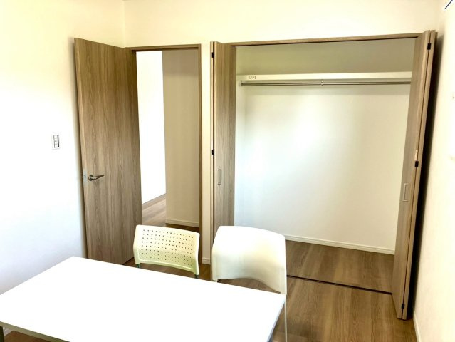 ルミナスガーデン飯山町３号地の収納