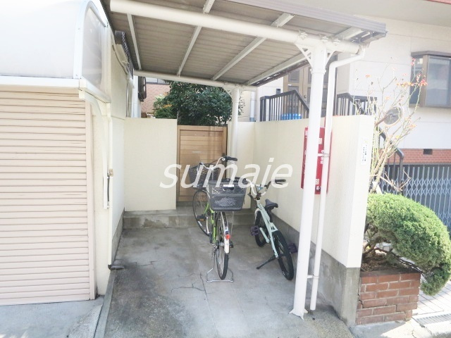 ハイホームのその他共用部分|駐輪場あります♪