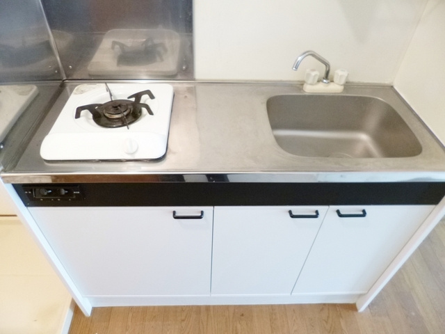 司ハイツのキッチン|ガスコンロ完備です！