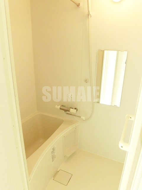 カリテスの浴室|バス・トイレ別です！