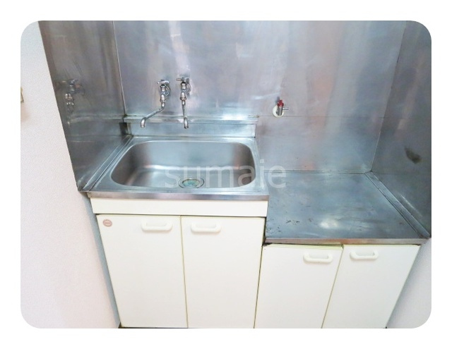 永山コーポのキッチン|二口コンロも設置可です♪