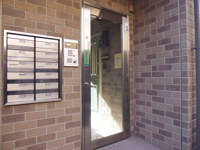 アムール壱番館のエントランス|エントランスです☆