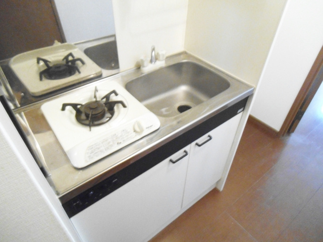アムール壱番館のキッチン|１口ガスコンロ付きキッチンです！