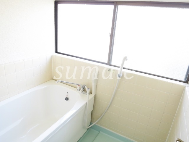 ベルメゾンの浴室|浴室に窓があり換気もしっかりできます！