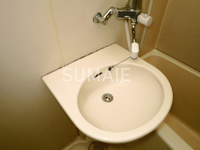 NCKビルの洗面所|洗面台です☆