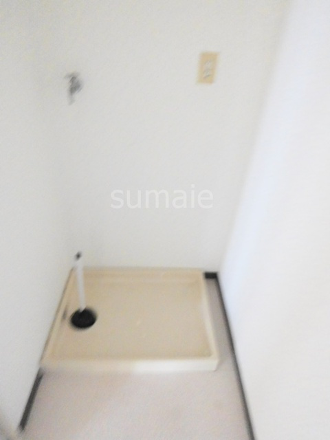 中村ビルの設備|洗濯機置き場です☆