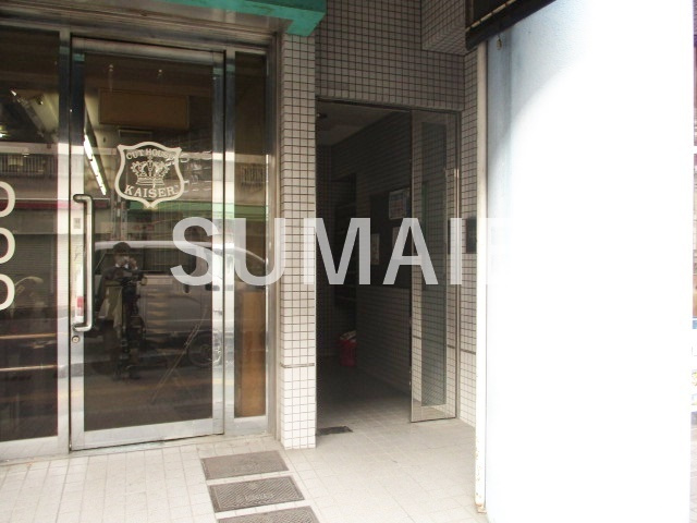 中村ビルのエントランス|建物入り口です☆