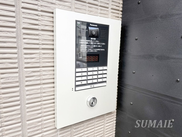 ロッソ・カンパーナのセキュリティ|モニター付インターホン完備です☆