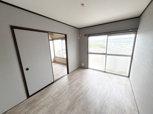 生駒川パークハイツの居間・リビング