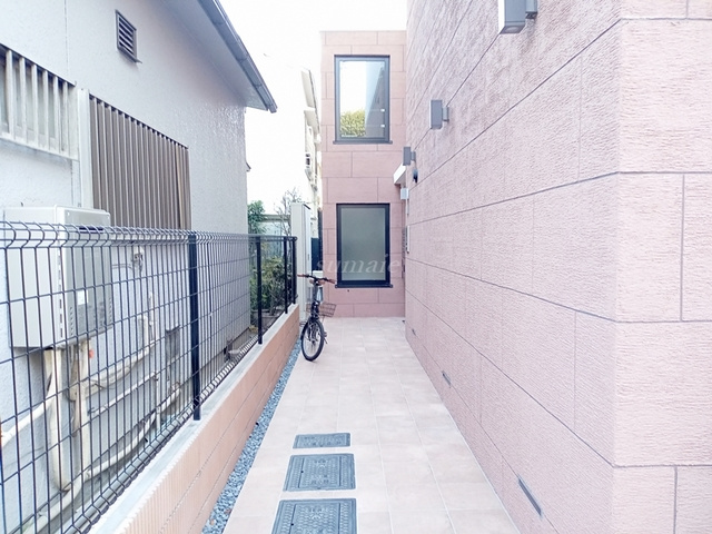 レピュア東十条駅前レジデンスのエントランス|こちらが入口です☆